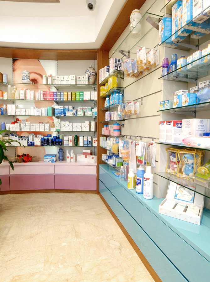 Farmacia Moscogiuri Progetto Arredamenti Su Misura Scaffali