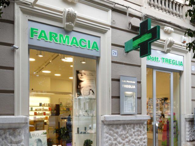 Farmacia Treglia Arredo Chiavi In Mano Esterno