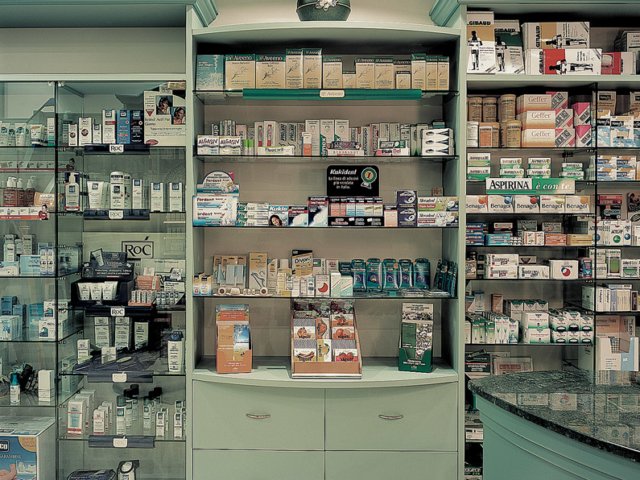 Farmacia Trione Arredo Chiavi In Mano Armadietti