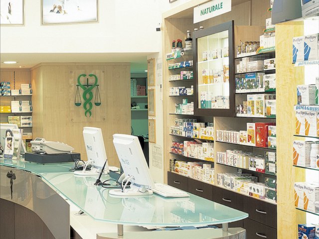 Farmacia Italia Progetto Arredamenti Su Misura